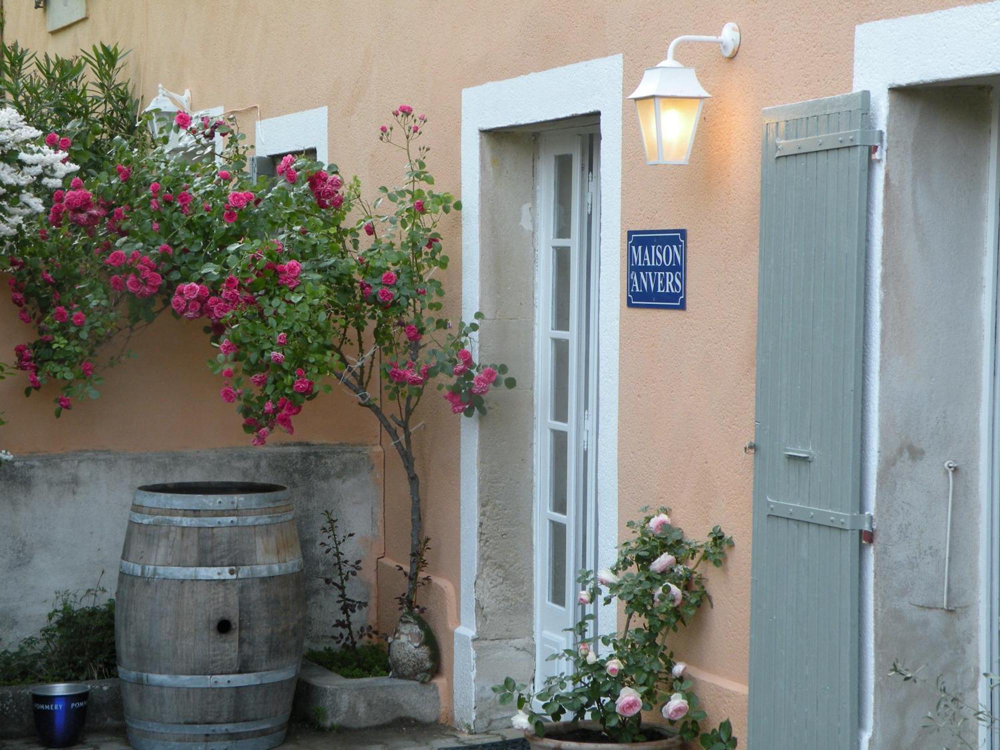 Maison D'Anvers Valreas Exterior photo